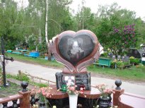 Памятники из гранита различного камня